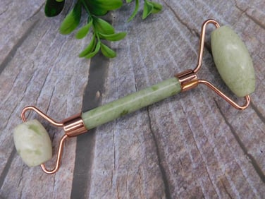 Jade Facial Roller with Rose-Tone Metal Accents