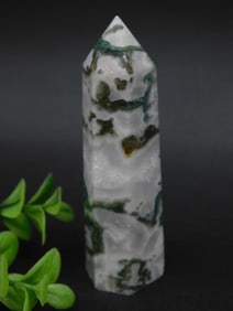 Moss Agate Point Tower, 67 Grams Rock Stone Lapidary Specimen