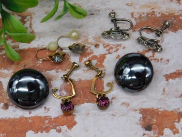 Assorted Vintage Clip-On and Screwback Earrings