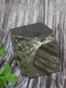 Pyrite Mineral Specimen Cube with Natural Formation ROCK STONE LAPIDARY SPECIMEN