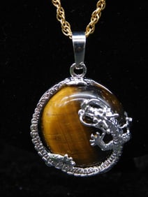 TIGER EYE DRAGON PENDANT ON CHAIN NECKLACE ROCK STONE LAPIDARY SPECIMEN