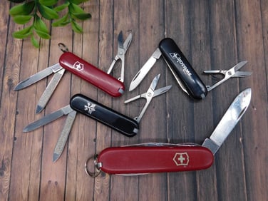 SWISS ARMY KNIVES LOT OF 4 VINTAGE ANTIQUE