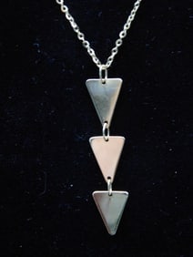 14K GOLD DIAMOND CUT CHAIN TRIPLE TRIANGE NECKLACE