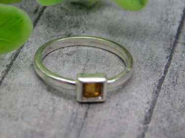 STERLING SILVER CITRINE RING