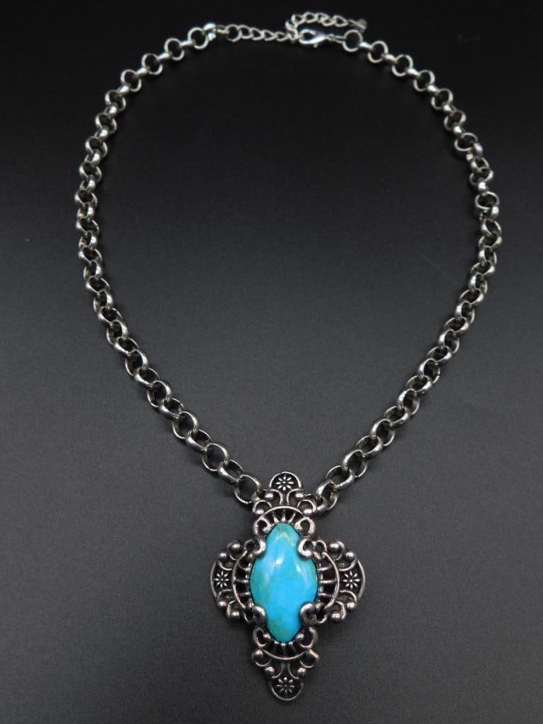 TURQUOISE PENDANT ON CHAIN NECKLACE VINTAGE ANTIQUE: TURQUOISE PENDANT ON CHAIN NECKLACE VINTAGE ANTIQUE
