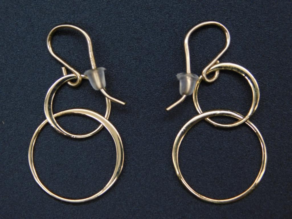 GOLD PLATED EARRINGS VINTAGE ANTIQUE: GOLD PLATED EARRINGS VINTAGE ANTIQUE ANY PURCHASE OF GOLD, SILVER, OR DIAMONDS OVER $300 WILL REQUIRE PAYMENT VIA WIRE TRANSFER OR CASH.