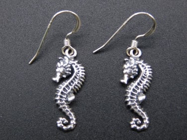 SEA HORSE EARRINGS VINTAGE ANTIQUE