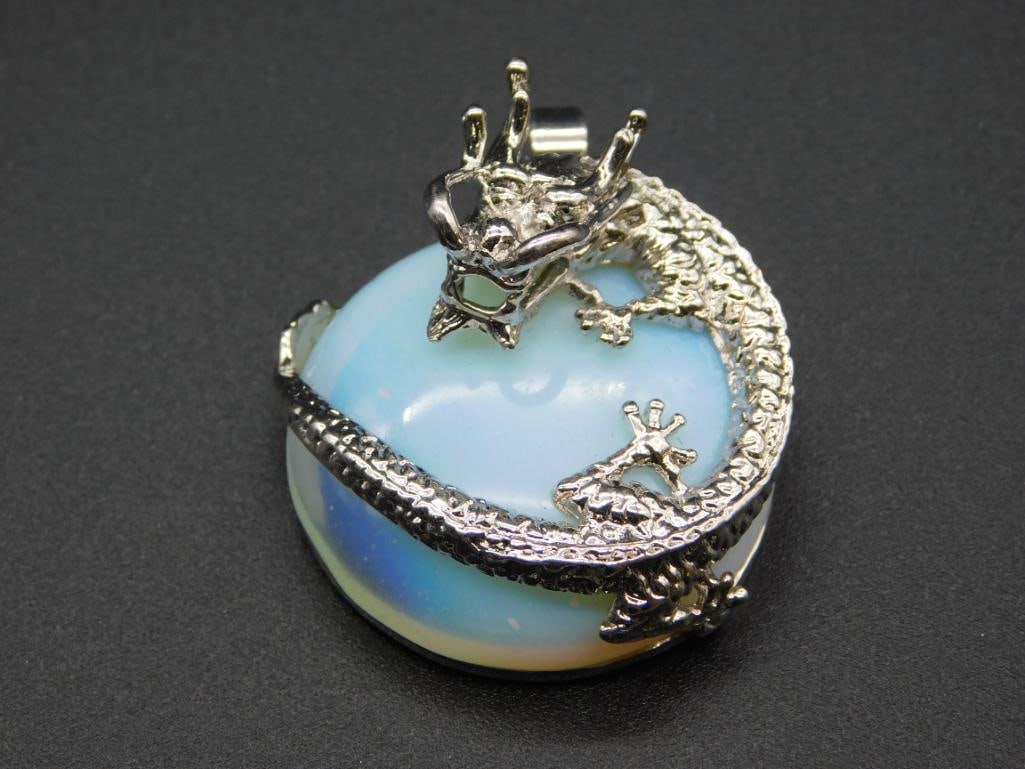 OPALITE DRAGON PENDANT VINTAGE ANTIQUE: OPALITE DRAGON PENDANT VINTAGE ANTIQUE