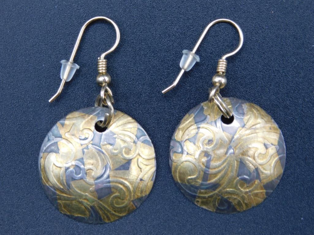 STERLING 24K LEAF PATTERN EARRINGS VINTAGE ANTIQUE (1 of 3)
