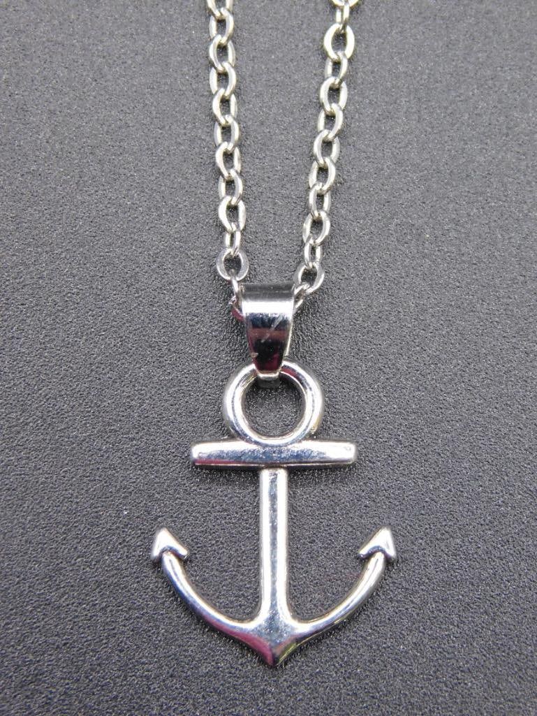 ANCHOR PENDANT ON CHAIN NECKLACE VINTAGE ANTIQUE: ANCHOR PENDANT ON CHAIN NECKLACE VINTAGE ANTIQUE