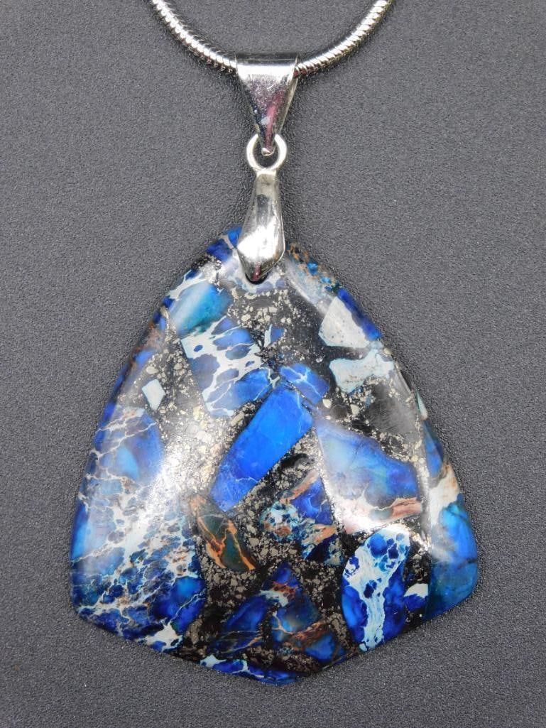 SEA SEDIMENT JASPER PENDANT ON CHAIN NECKLACE VINTAGE ANTIQUE: SEA SEDIMENT JASPER PENDANT ON CHAIN NECKLACE VINTAGE ANTIQUE