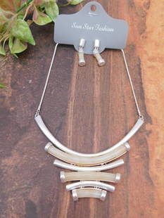 Silver-Tone Necklace with Matching Earrings: Silver-Tone Necklace with Matching Earrings