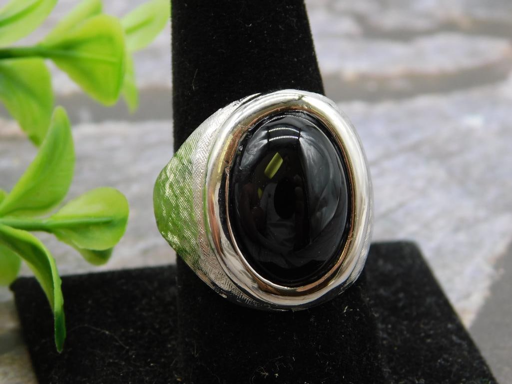 STONE RING ROCK STONE LAPIDARY SPECIMEN (1 of 2)