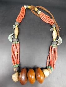 AFRICAN TRADE BEADS ROCK STONE LAPIDARY SPECIMEN