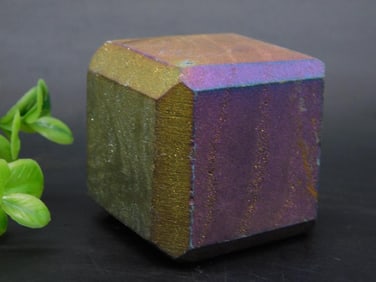 DRUZY TITANIUM CUBE ROCK STONE LAPIDARY SPECIMEN