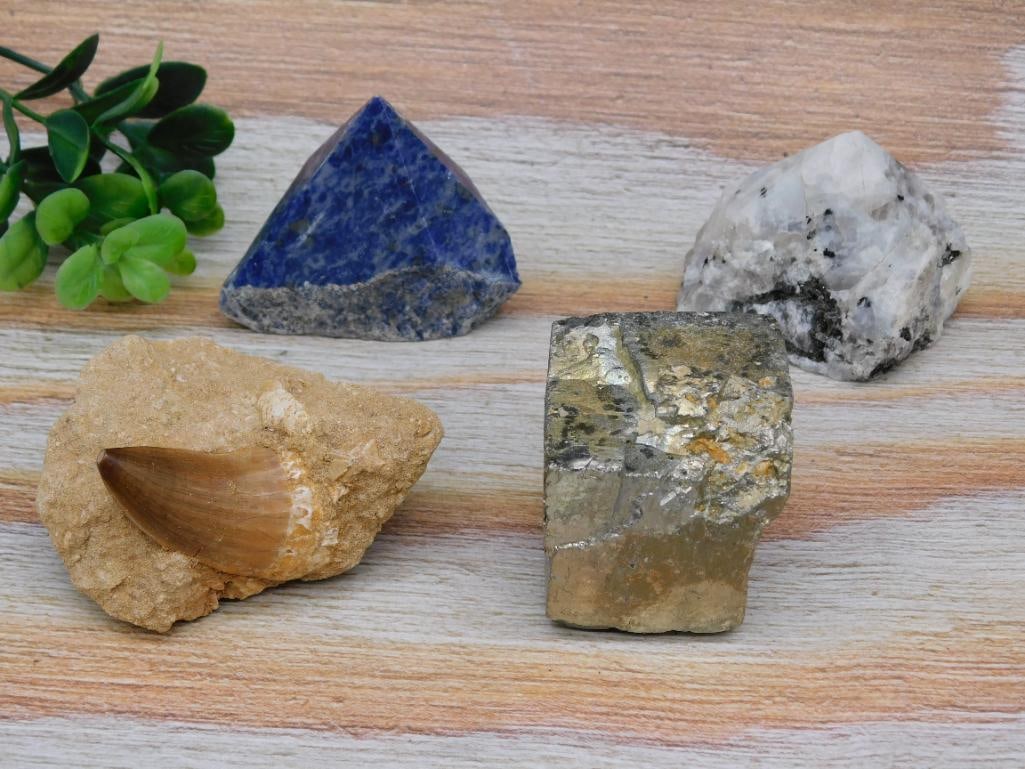 MIXED LOT ROCK STONE LAPIDARY SPECIMEN (1 of 2)