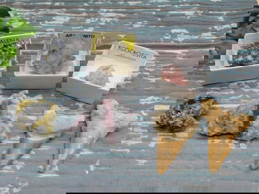 MIXED LOT ROCK STONE LAPIDARY SPECIMEN