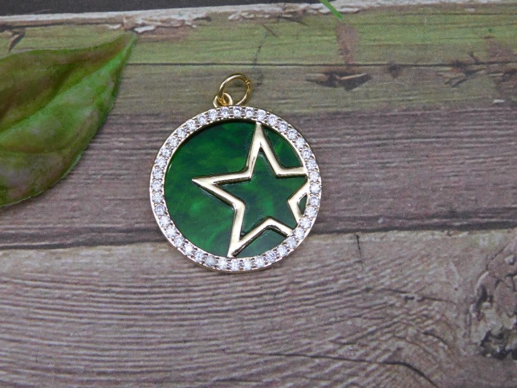 MALACHITE and Gold Star Pendant with Rhinestone Border: MALACHITE and Gold Star Pendant with Rhinestone Border