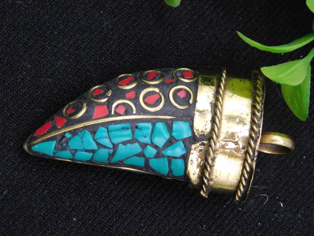 Turquoise and Red Coral Mosaic Pendant Rock Stone Lapidary Specimen: Turquoise and Red Coral Mosaic Pendant Rock Stone Lapidary Specimen