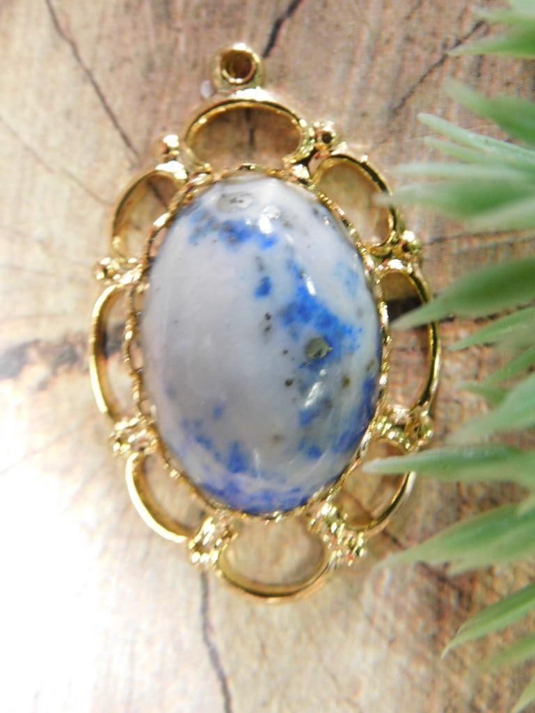 SODALITE PENDANT ROCK STONE LAPIDARY SPECIMEN: SODALITE PENDANT ROCK STONE LAPIDARY SPECIMEN