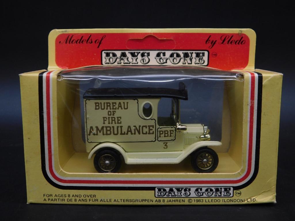 Days Gone Bureau of Fire Ambulance Model by Lledo (1 of 2)
