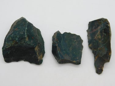 BLOODSTONE ROCK STONE LAPIDARY SPECIMEN