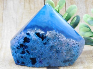 AGATE POINT ROCK STONE LAPIDARY SPECIMEN