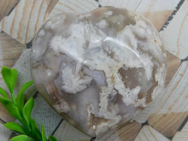 HATMANS FLOWER PETAL AGATE ROCK STONE LAPIDARY SPECIMEN
