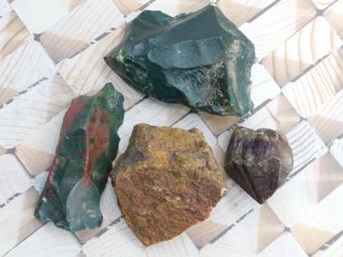 MIXED LOT ROCK STONE LAPIDARY SPECIMEN