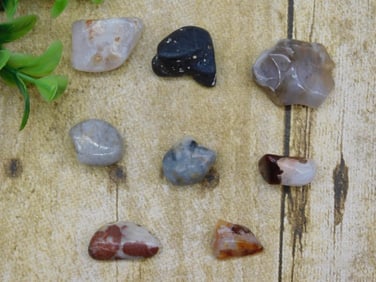 MIXED LOT ROCK STONE LAPIDARY SPECIMEN