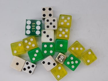 PLAYING DICE VINTAGE ANTIQUE