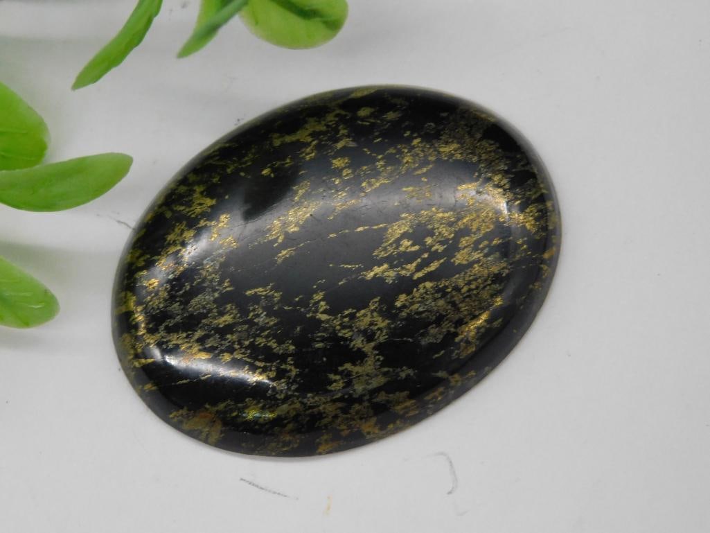 APACHE GOLD STONE CABOCHON ROCK STONE LAPIDARY SPECIMEN: APACHE GOLD STONE CABOCHON ROCK STONE LAPIDARY SPECIMEN<