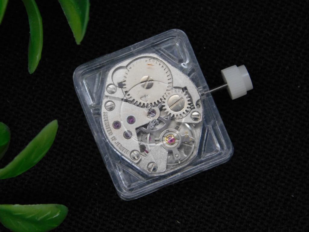 Mechanical Watch Movement in Transparent Square Case WATCHMAKER WATCHMAKING TOOLS (1 of 3)