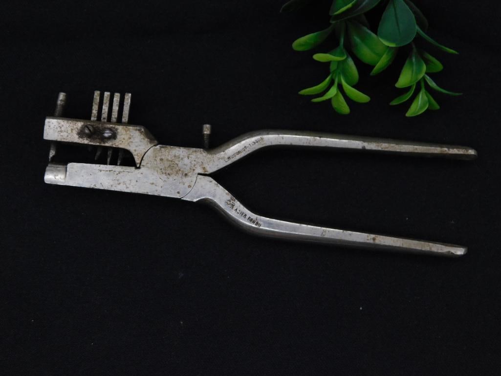 Vintage Hudsnot Metal Pliers with Marking Tool WATCHMAKER WATCHMAKING TOOL (1 of 3)