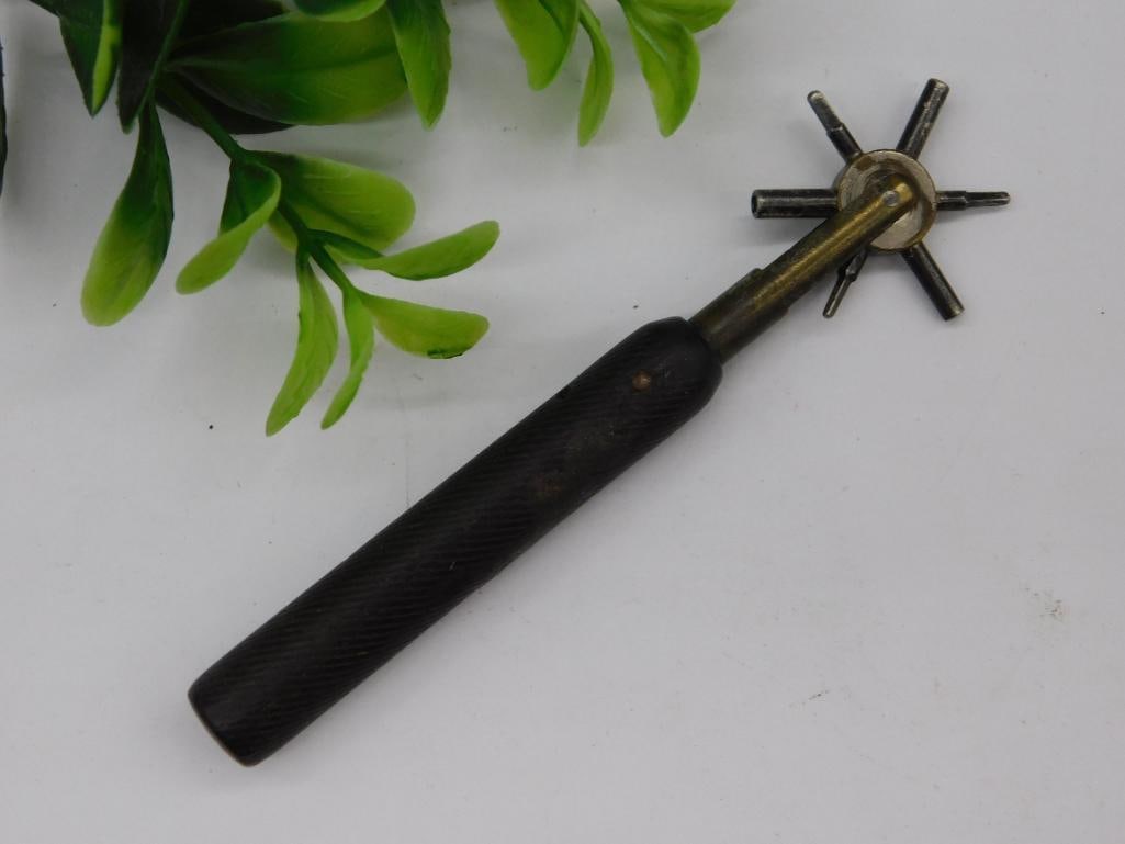 Vintage Metal Handle Rotary Spoke Tool or Similar Item WATCHMAKER WATCHMAKING TOOL (1 of 2)