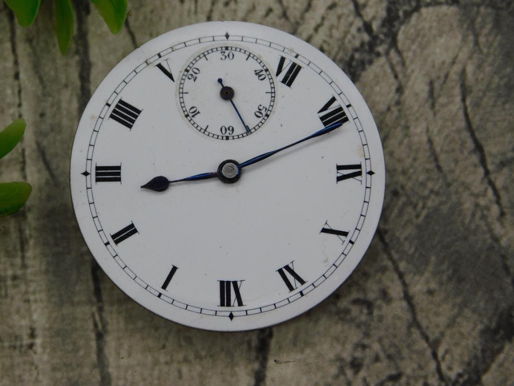 Vintage 15-Jewel Pocket Watch Movement with Roman Numerals WATCHMAKER WATCHMAKING TOOLS (1 of 3)