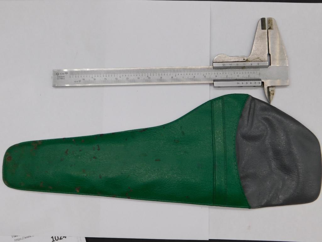 Metal Vernier Caliper with Green Protective Case WATCHMAKER WATCHMAKING TOOLS (1 of 3)