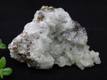 Large White Crystalline Mineral Specimen Rock Stone Lapidary Specimen