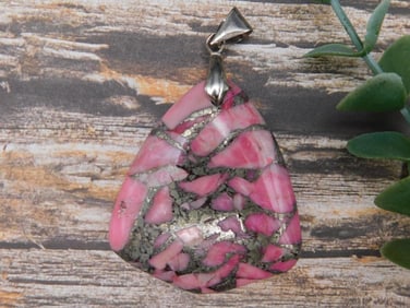 MIXED STONE PENDANT ROCK STONE LAPIDARY SPECIMEN