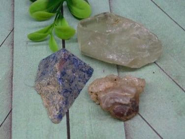 MIXED ROUGH LOT ROCK STONE LAPIDARY SPECIMEN