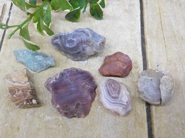 MIXED ROUGH LOT ROCK STONE LAPIDARY SPECIMEN