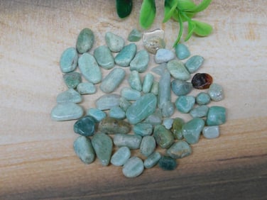 CHRYSOPRASE ROCK STONE LAPIDARY SPECIMEN