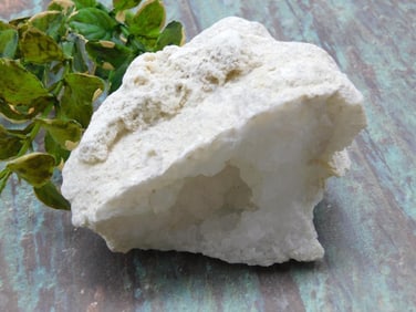 GEODE ROCK STONE LAPIDARY SPECIMEN