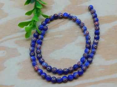 AFRICAN TRADE BEADS ROCK STONE LAPIDARY SPECIMEN