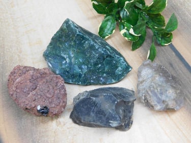 MIXED ROUGH LOT ROCK STONE LAPIDARY SPECIMEN