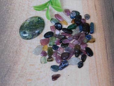 MIXED LOT ROCK STONE LAPIDARY SPECIMEN