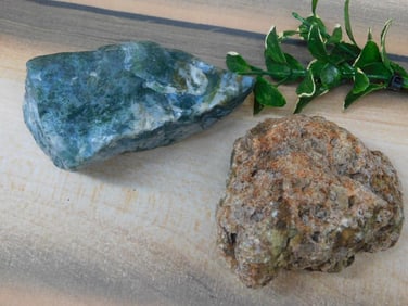 MIXED ROUGH LOT ROCK STONE LAPIDARY SPECIMEN