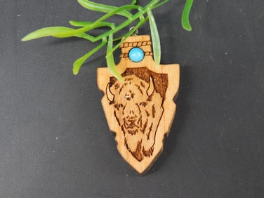 WOODEN BISON PENDANT ROCK STONE LAPIDARY SPECIMEN