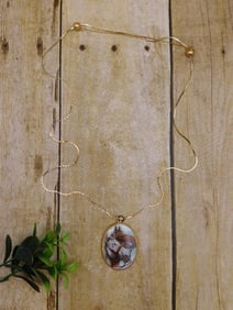 HORSE PENDANT ON CHAIN NECKLACE ROCK STONE LAPIDARY SPECIMEN