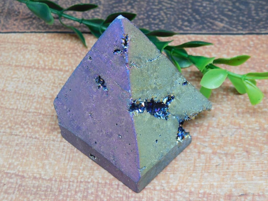 DRUZY TITANIUM PYRAMID ROCK STONE LAPIDARY SPECIMEN: DRUZY TITANIUM PYRAMID ROCK STONE LAPIDARY SPECIMEN
